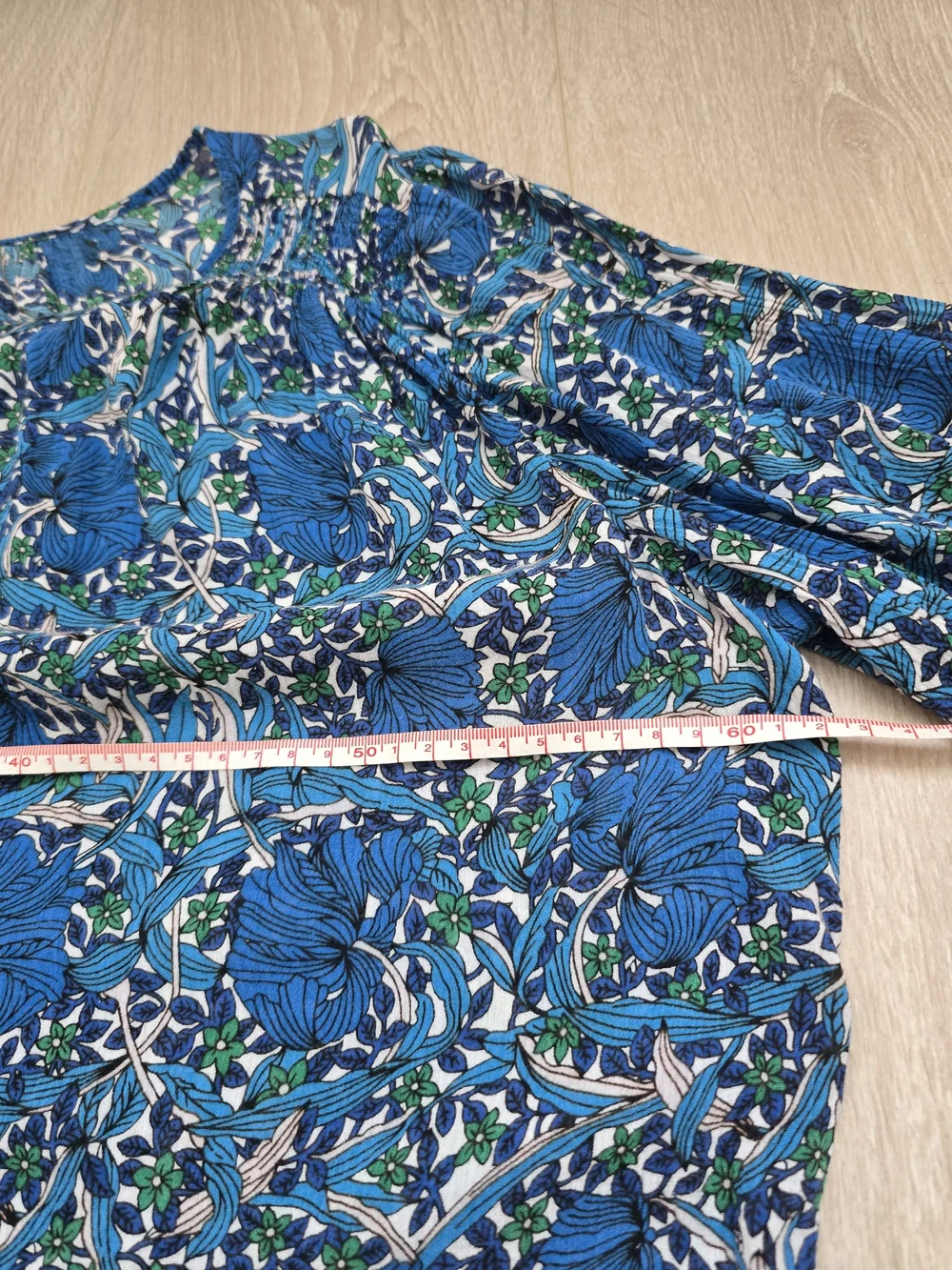 Liz Claiborne Blue Floral Peasant Top Size S Rayon - Picture 6 of 9